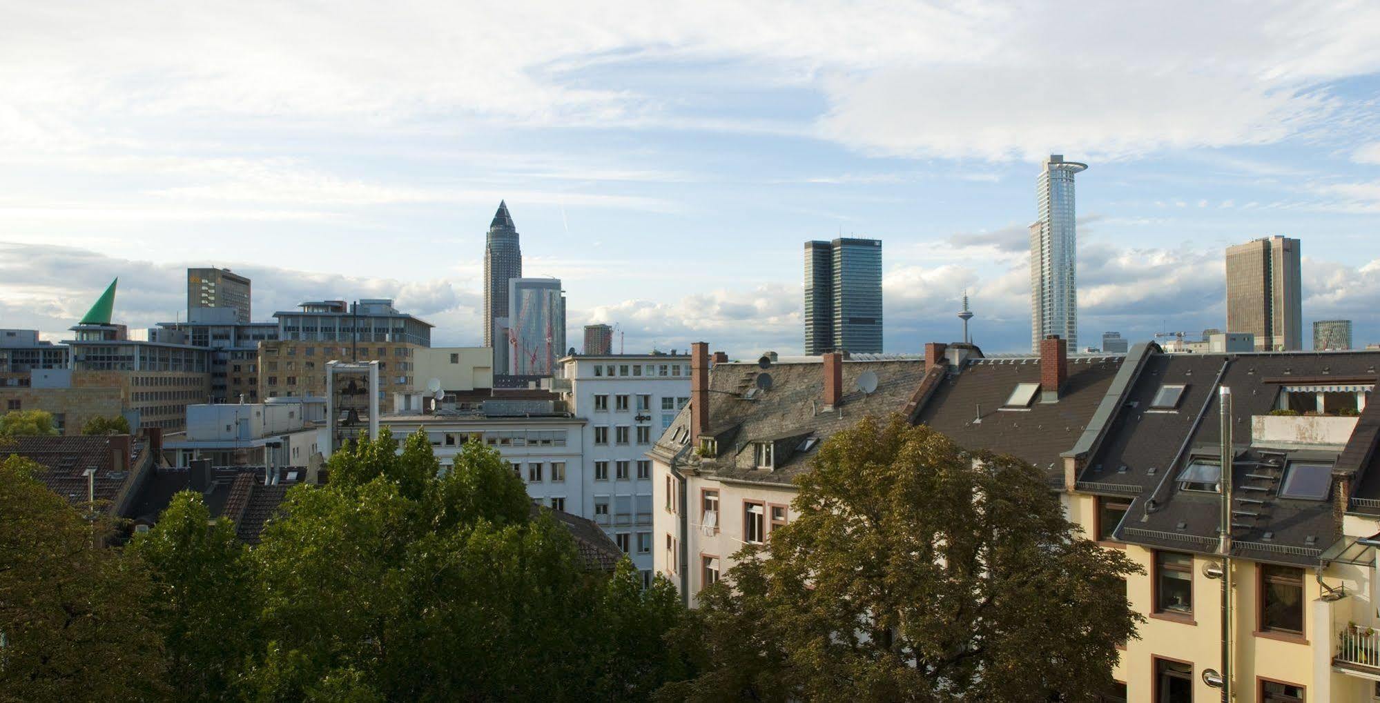 Hotel Plaza Frankfurt am Main Dış mekan fotoğraf